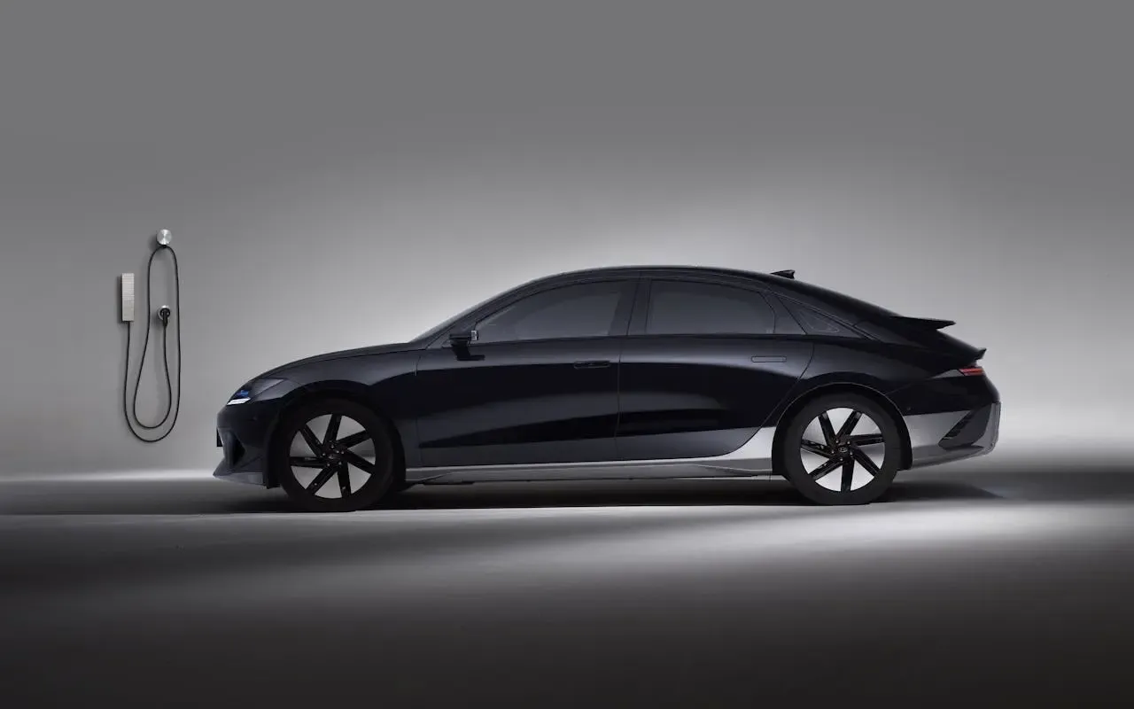 Les Voitures Autonomes : Révolution Technologique et Défis Actuels